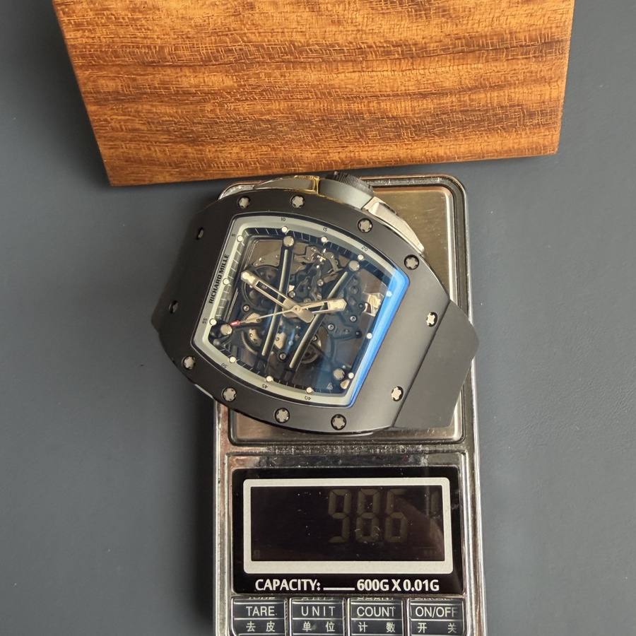 Replikaklocka: Richard Mille RM 61-01 Yohan Blake, helt grå, vaucher-urverk, 42,7 mm X 50,23 mm — på högsta nivå – Bild 11